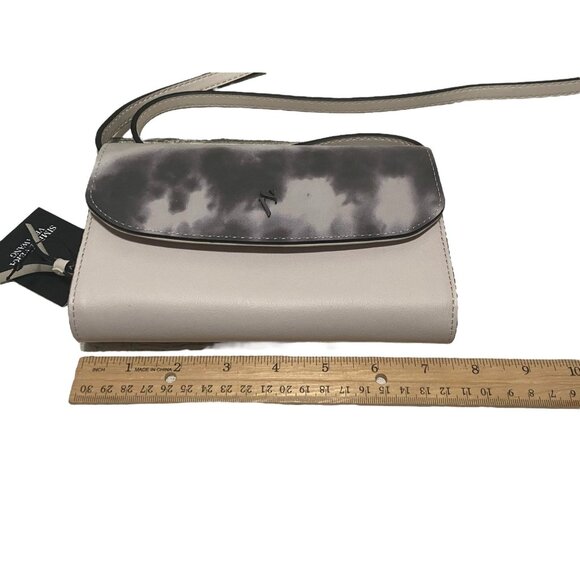 Vera Wang Tie-Dye Crossbody Wallet Purse Magnetic Closure Adjustable Strap NWT - Picture 7 of 8